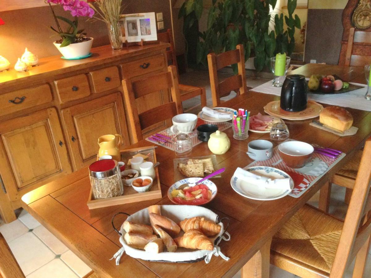 B&B le bourg d'Aunou, petit déjeuner compris Exterior foto