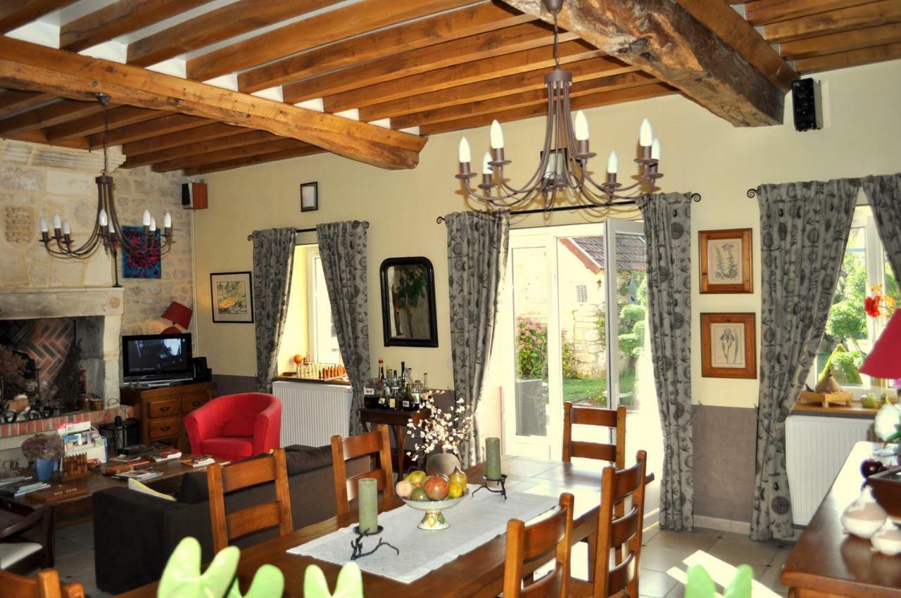 B&B le bourg d'Aunou, petit déjeuner compris Exterior foto