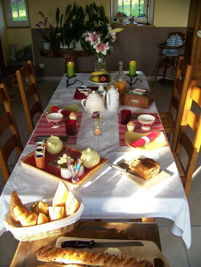 B&B le bourg d'Aunou, petit déjeuner compris Exterior foto